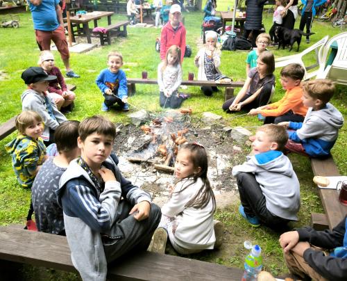 Táborák u řeky 1.A + 1.B