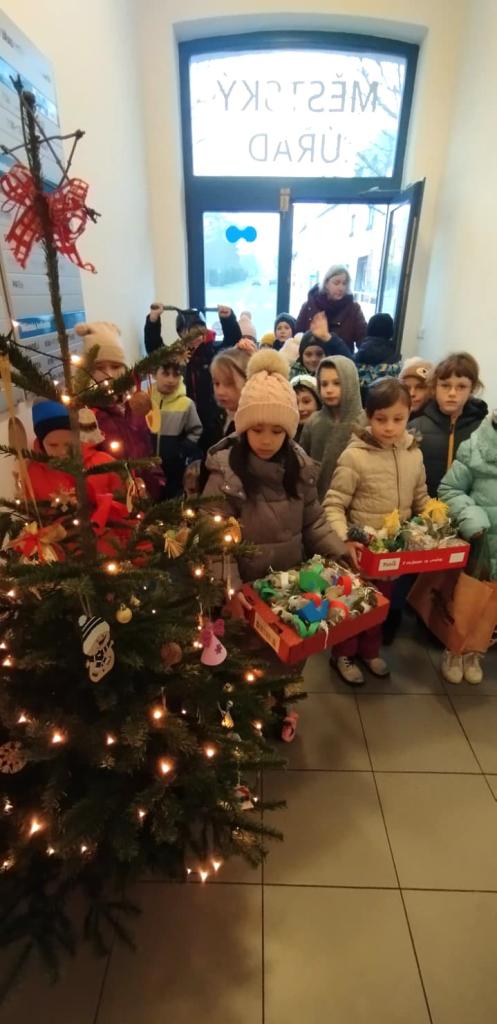 Karty ctností - ŠTĚDROST - prosinec ve školní družině